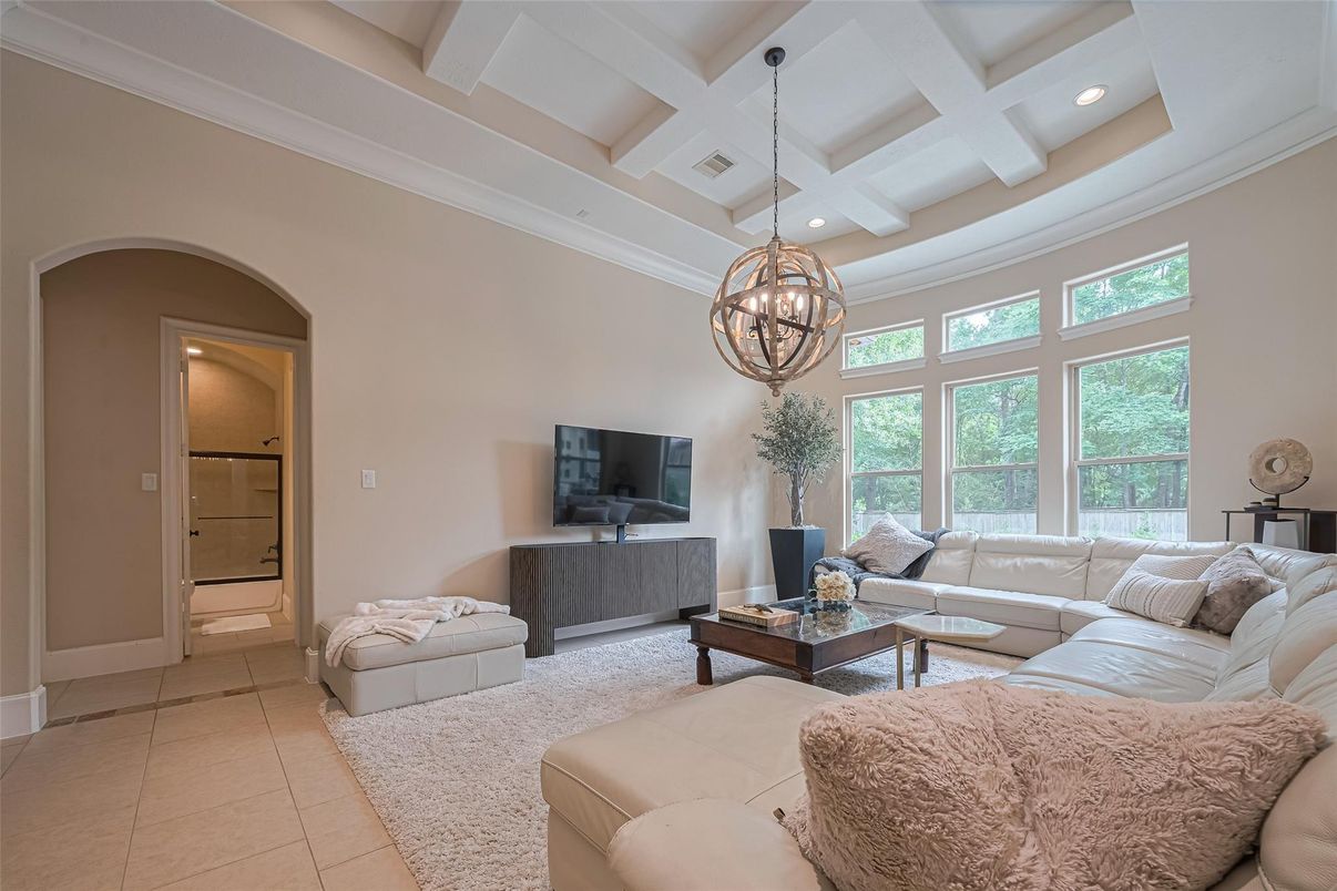 Chandelier, Interior, Living room, Recessed Lighting