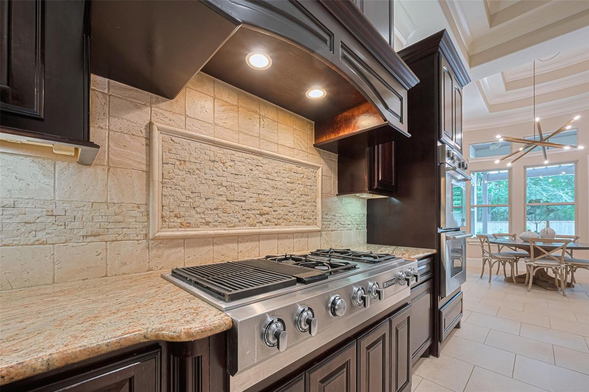 Dining room, Interior, Kitchen, Pendant Lights, Recessed Lighting, Stainless Steel Appliances, Stone Walls