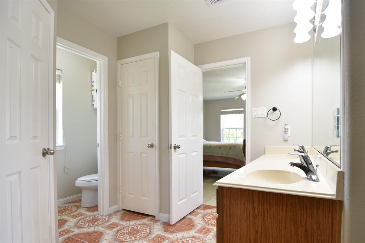 Bathroom, Interior
