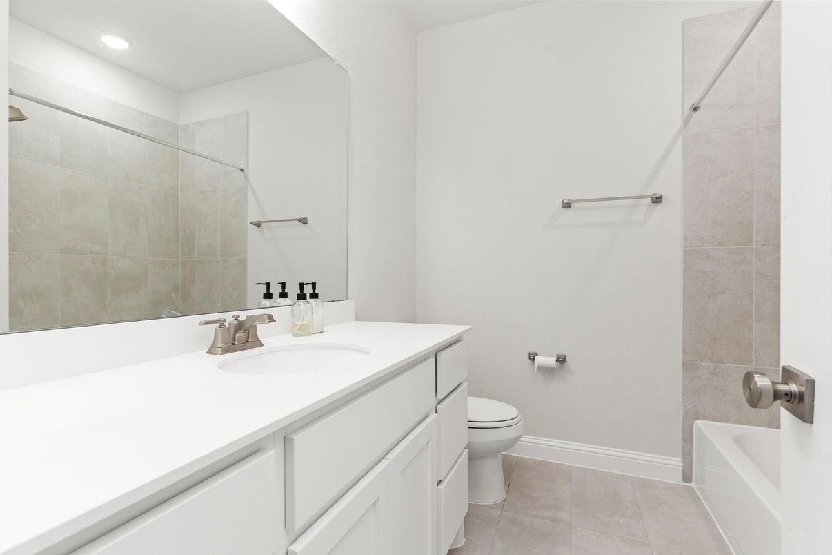Bathroom, Interior, Recessed Lighting