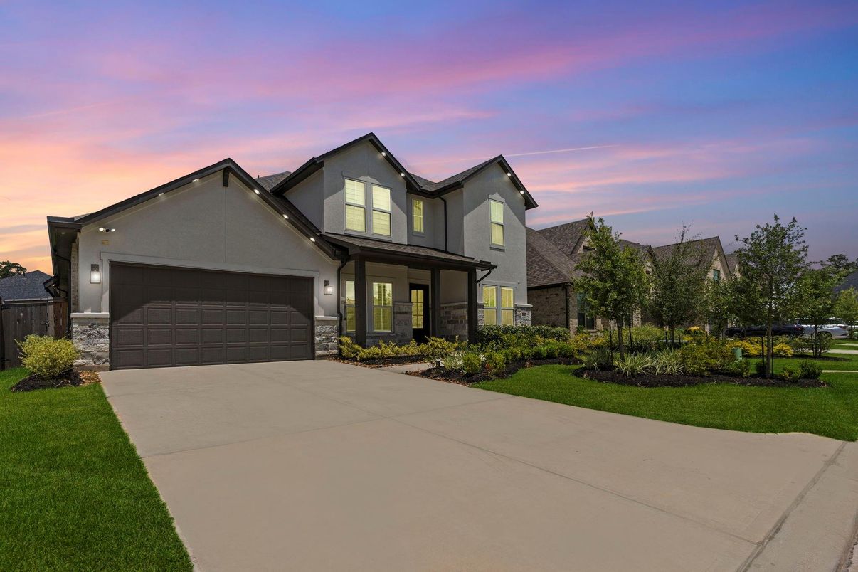 Attached, Exterior, Facade, Modern