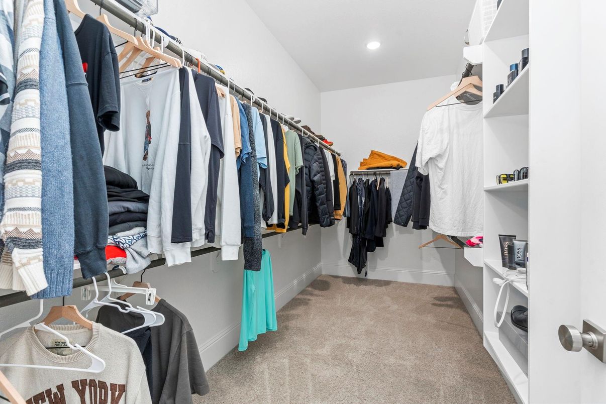 Interior, Recessed Lighting, Walk-in Closets