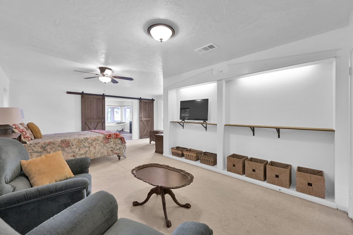 Interior, Living room