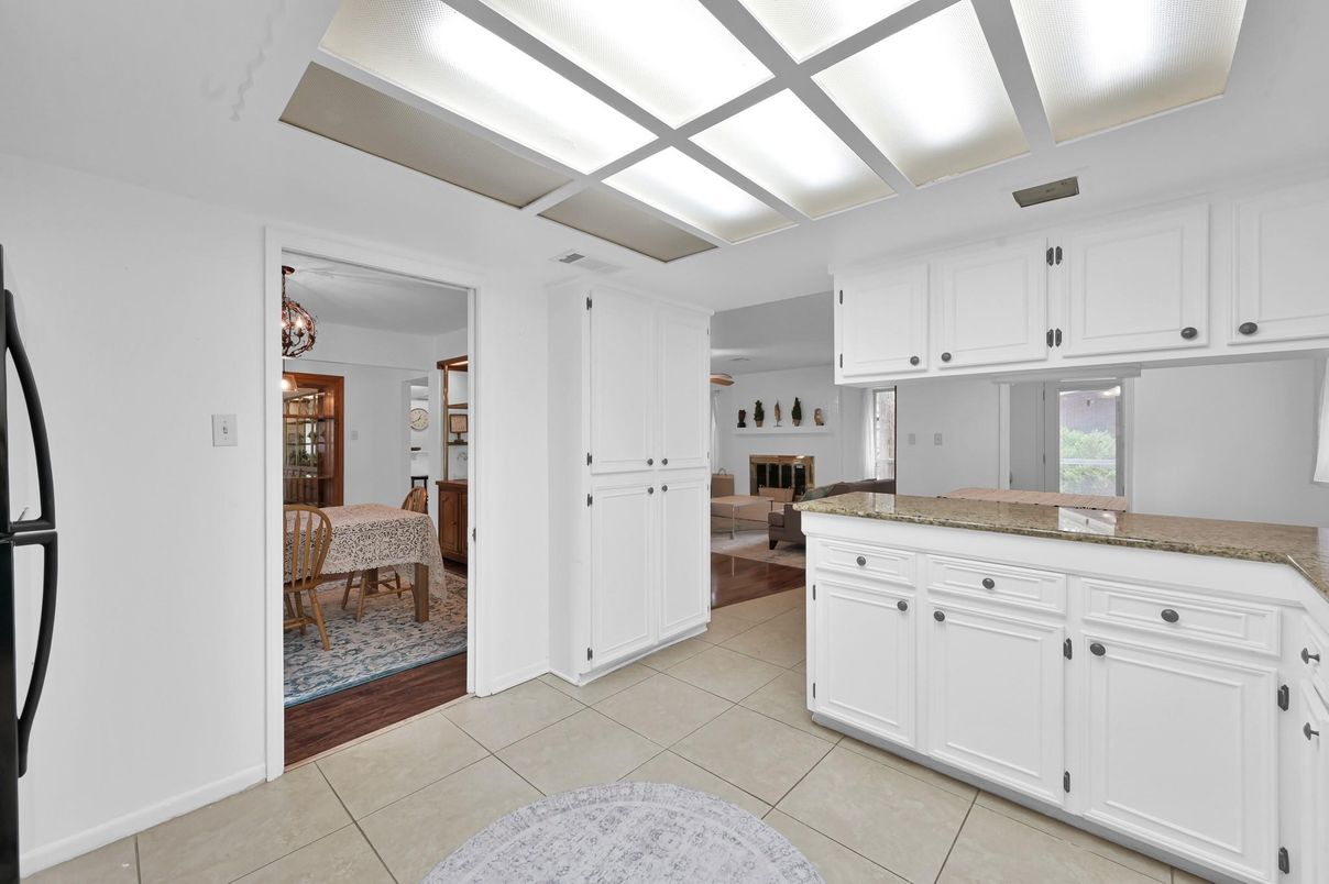 Dining room, Interior
