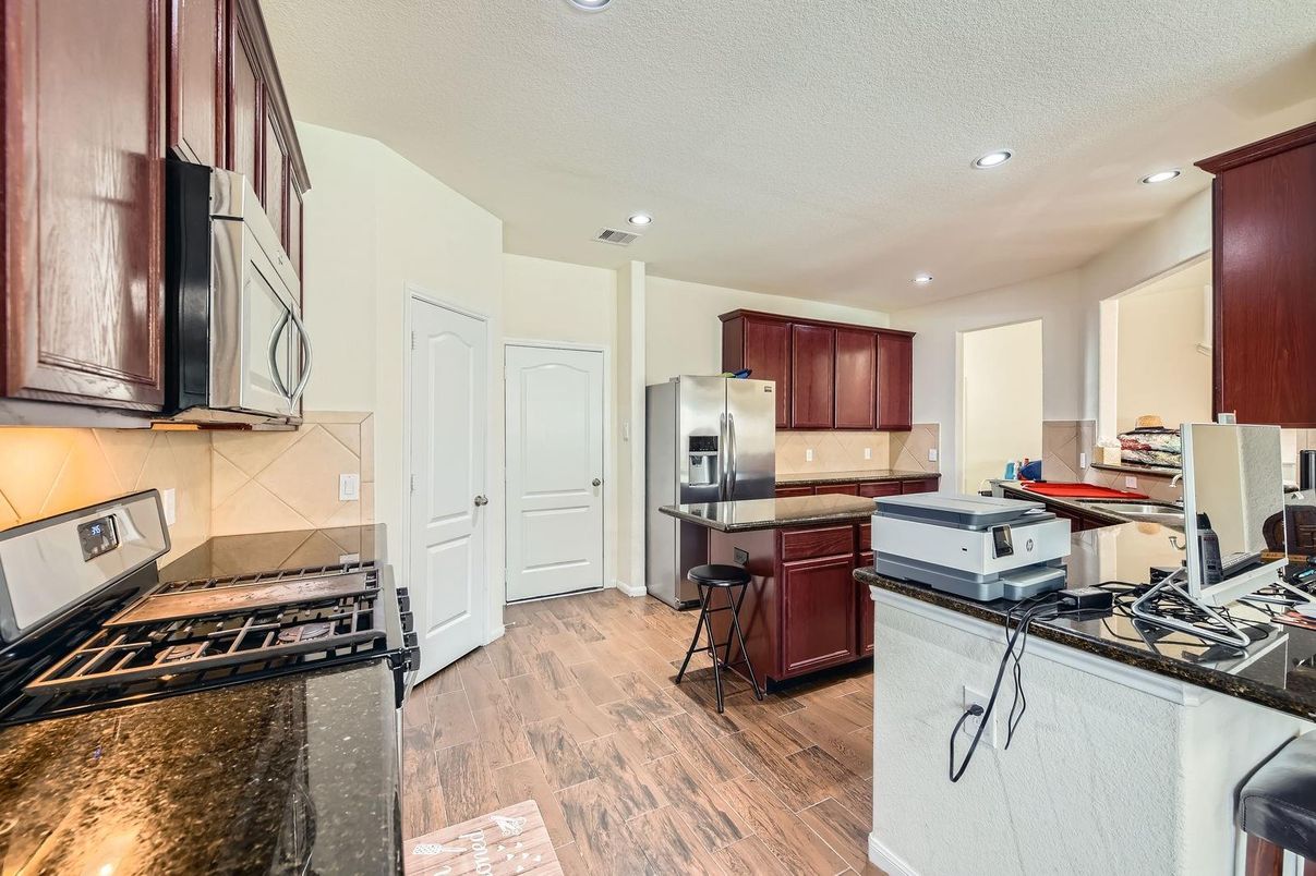 Interior, Kitchen, Recessed Lighting, Wood Texture Flooring