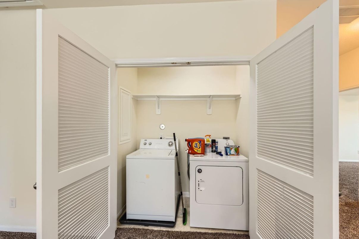 Interior, Utility Closets, Washer