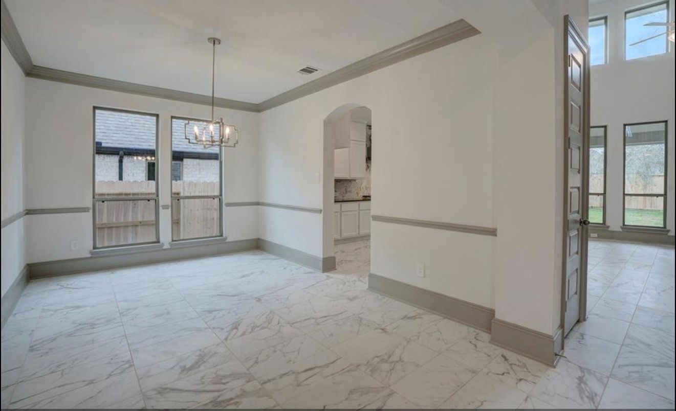 Chandelier, Empty room, Interior, Marble, Pendant Lights