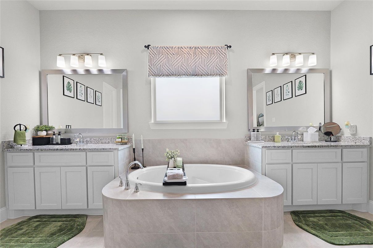 Bathroom, Dual Sink Vanities, Interior