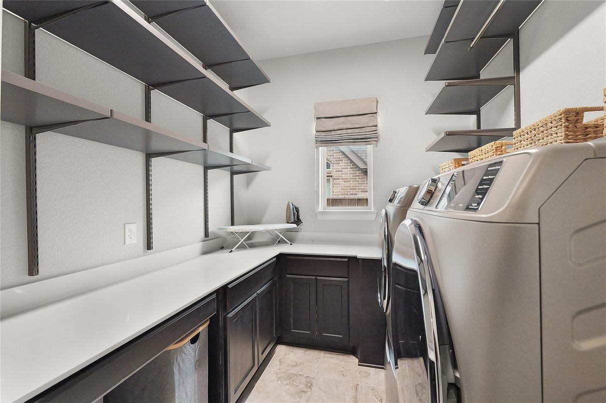 Interior, Washer
