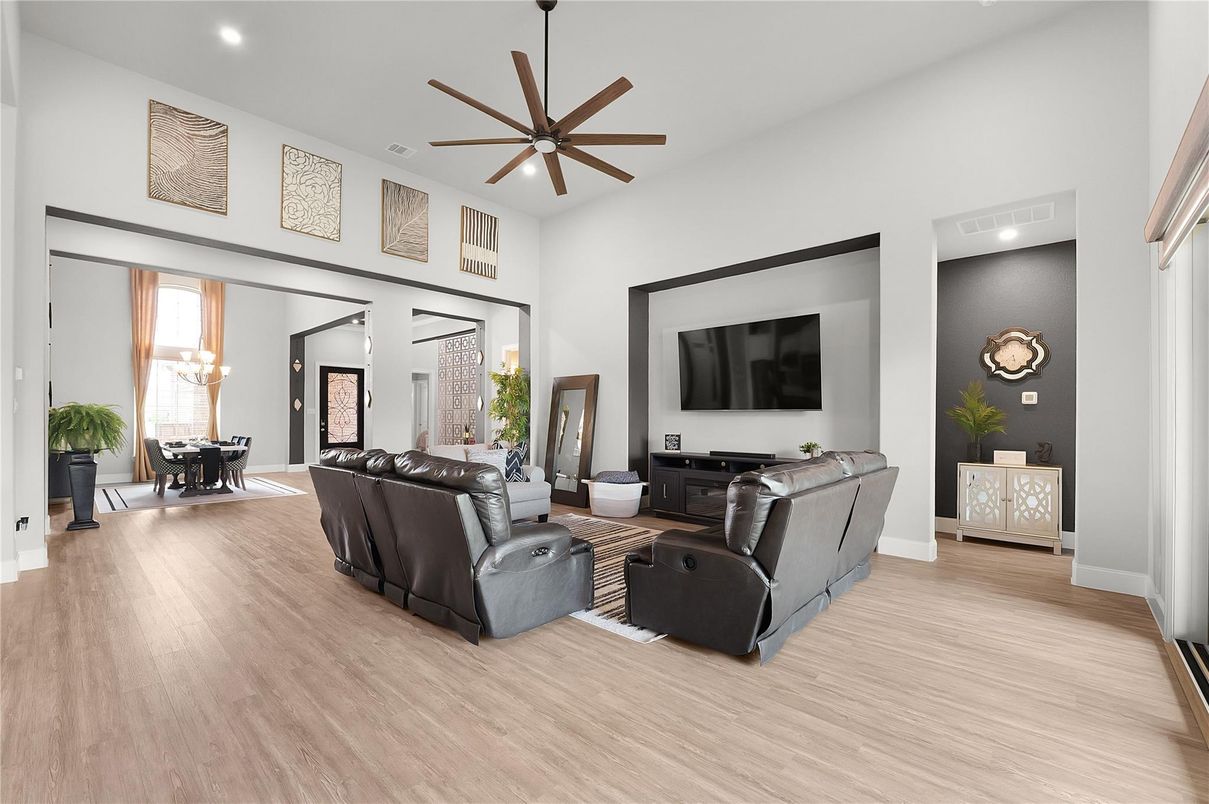 Dining room, Interior, Living room, Recessed Lighting, Wood Texture Flooring