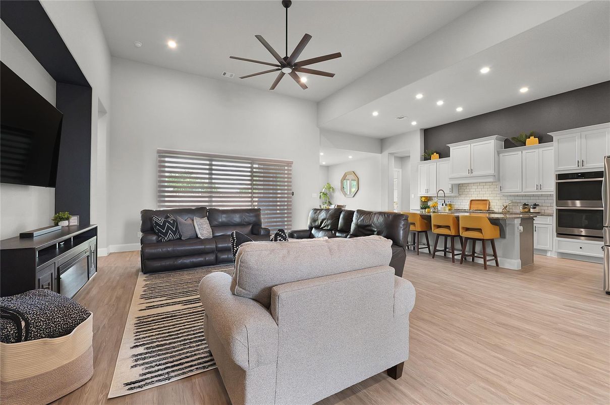 Interior, Kitchen, Living room, Pendant Lights, Recessed Lighting, Stainless Steel Appliances, Wood Texture Flooring