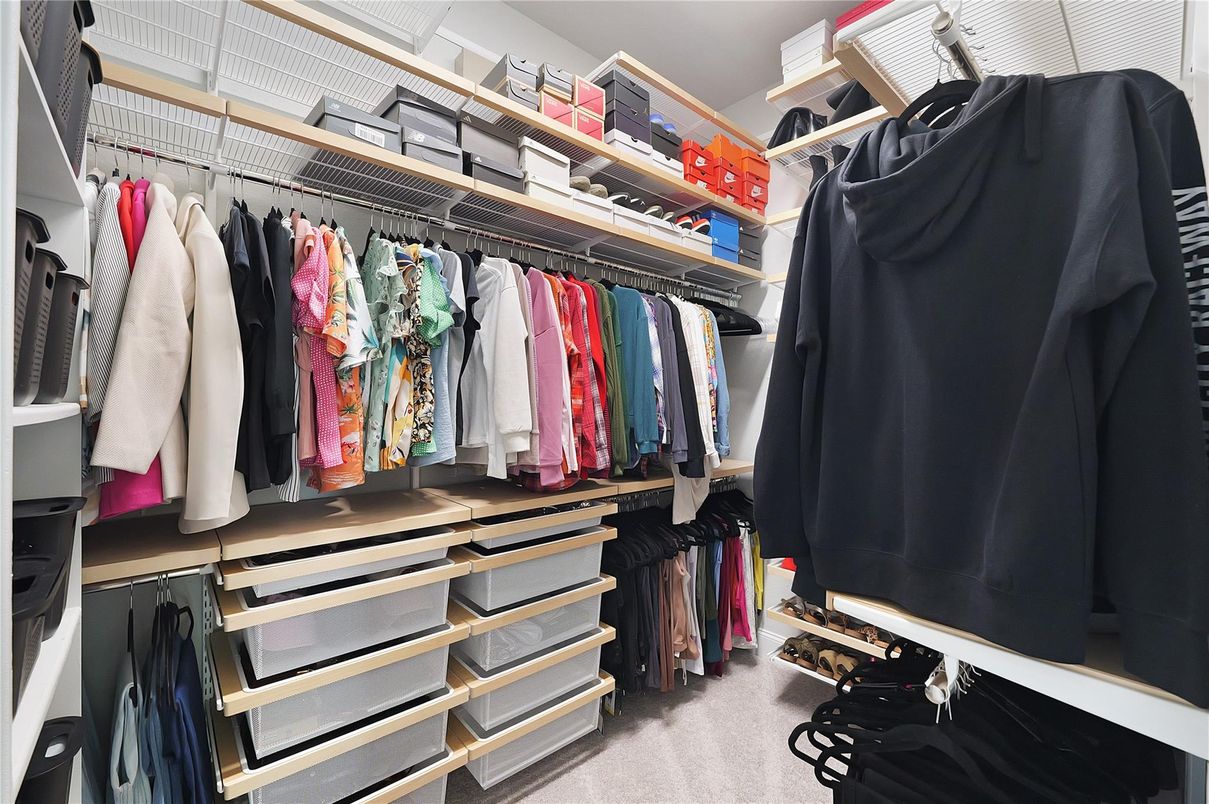 Interior, Walk-in Closets