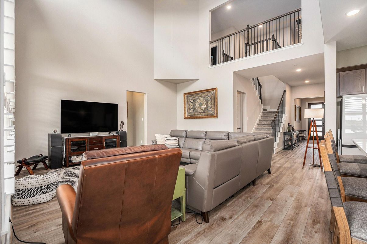 Interior, Living room, Recessed Lighting, Wood Texture Flooring