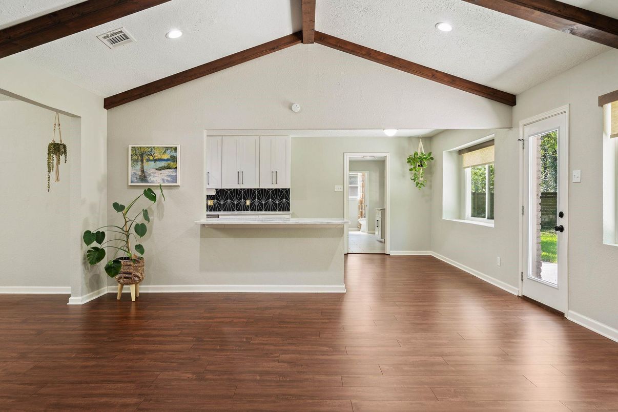 Empty room, Interior, Recessed Lighting, Wooden Beams, Wood Texture Flooring