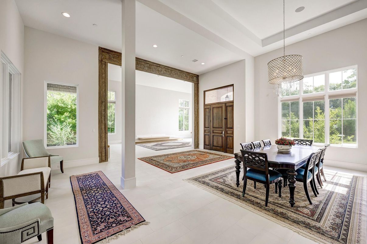 Dining room, Interior, Pendant Lights, Recessed Lighting