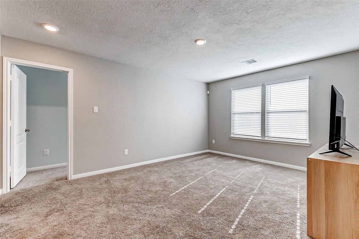 Empty room, Interior, Recessed Lighting
