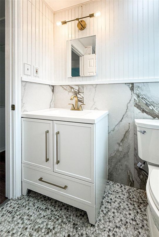 Bathroom, Interior, Marble Walls