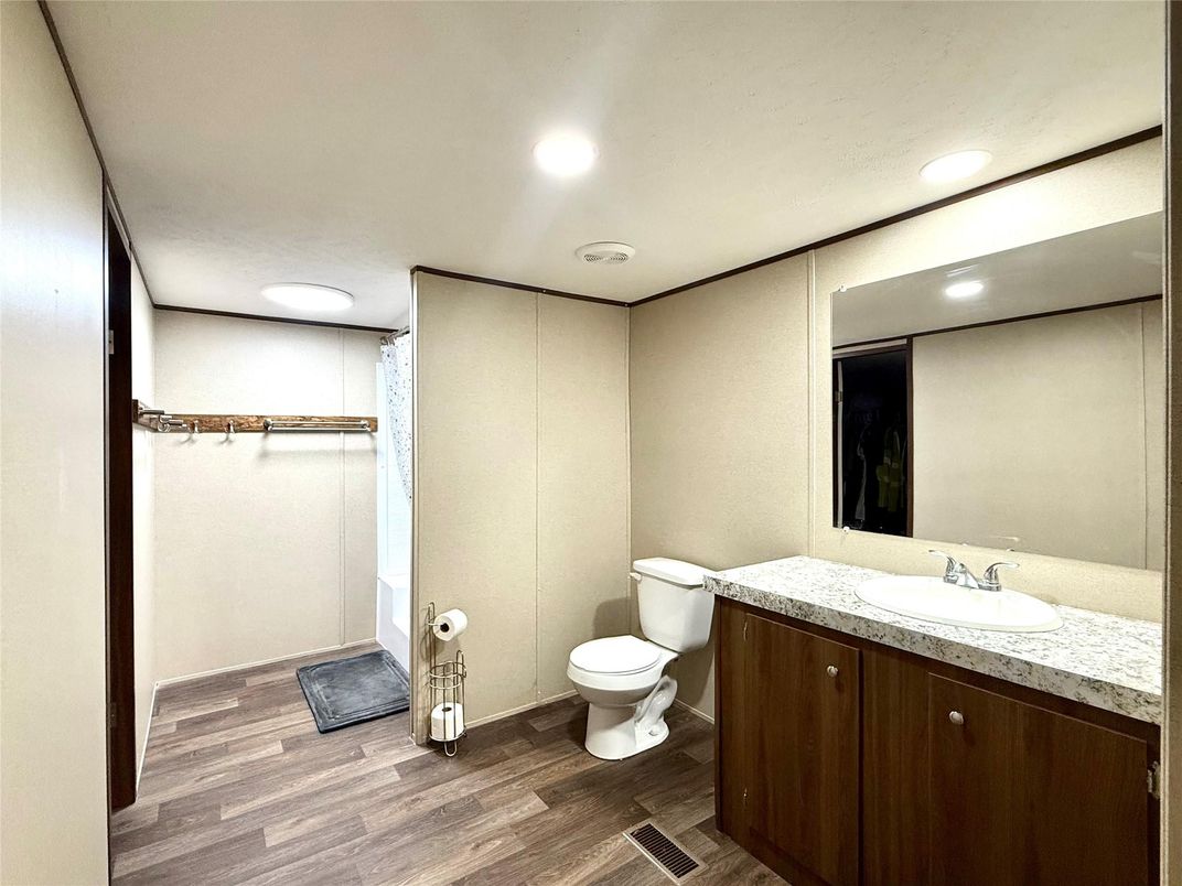 Bathroom, Interior, Recessed Lighting, Wood Texture Flooring