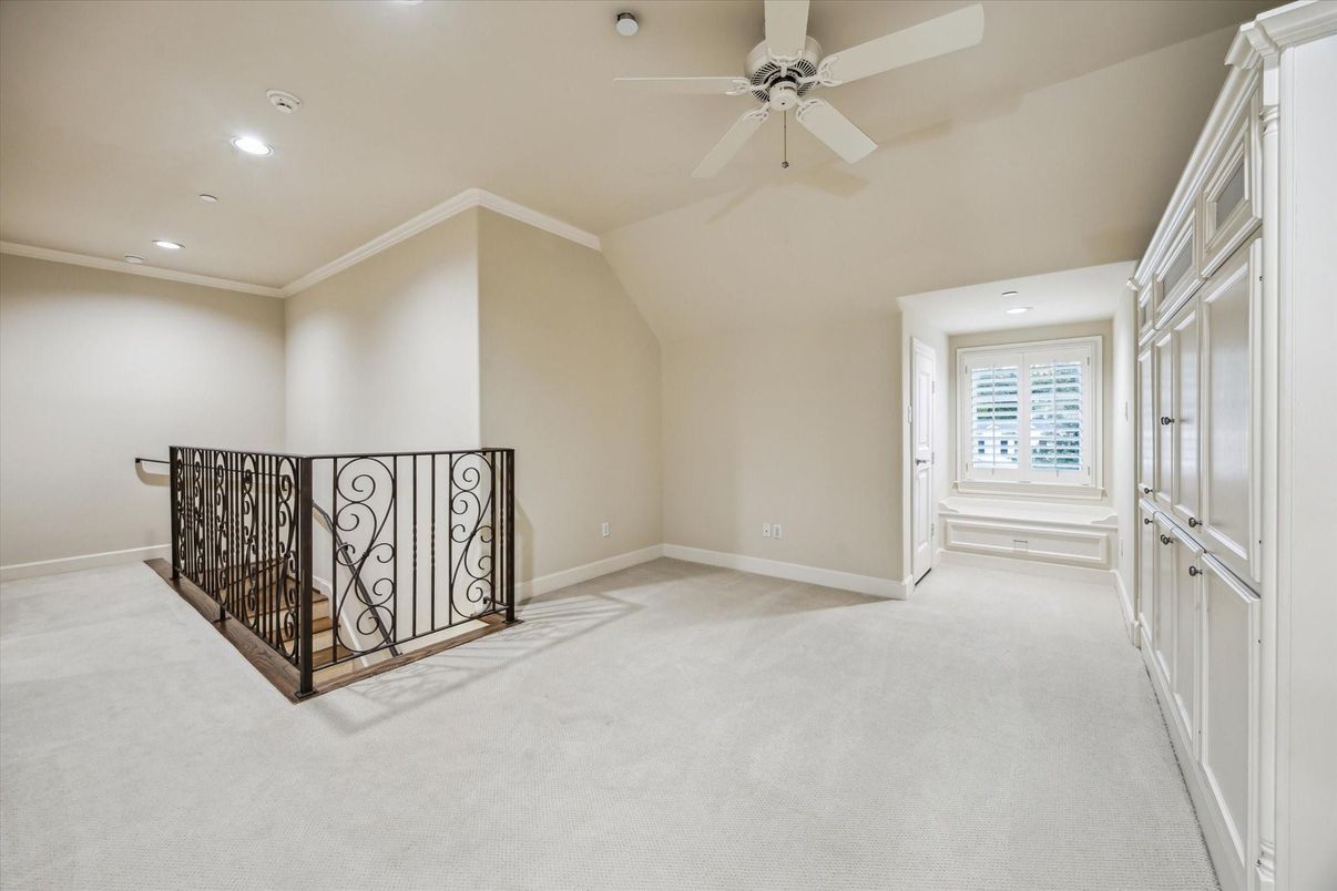 Interior, Recessed Lighting