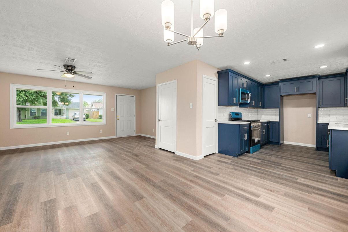 Empty room, Interior, Kitchen, Pendant Lights, Recessed Lighting, Wood Texture Flooring