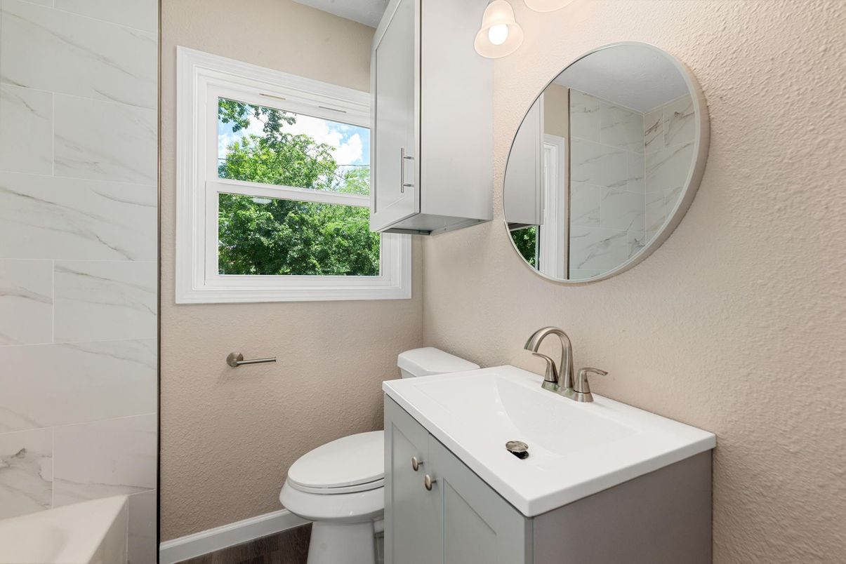 Bathroom, Interior, Marble Walls