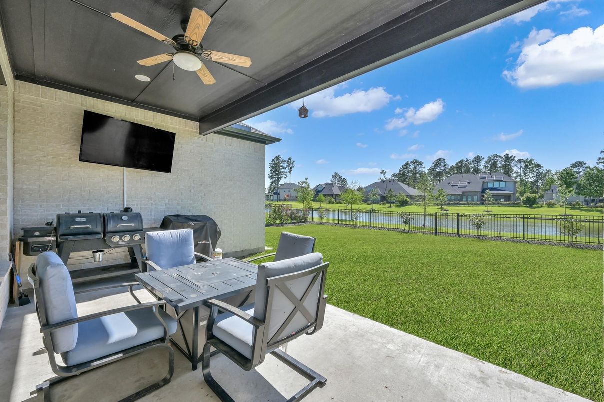 Backyard, Exterior, Water