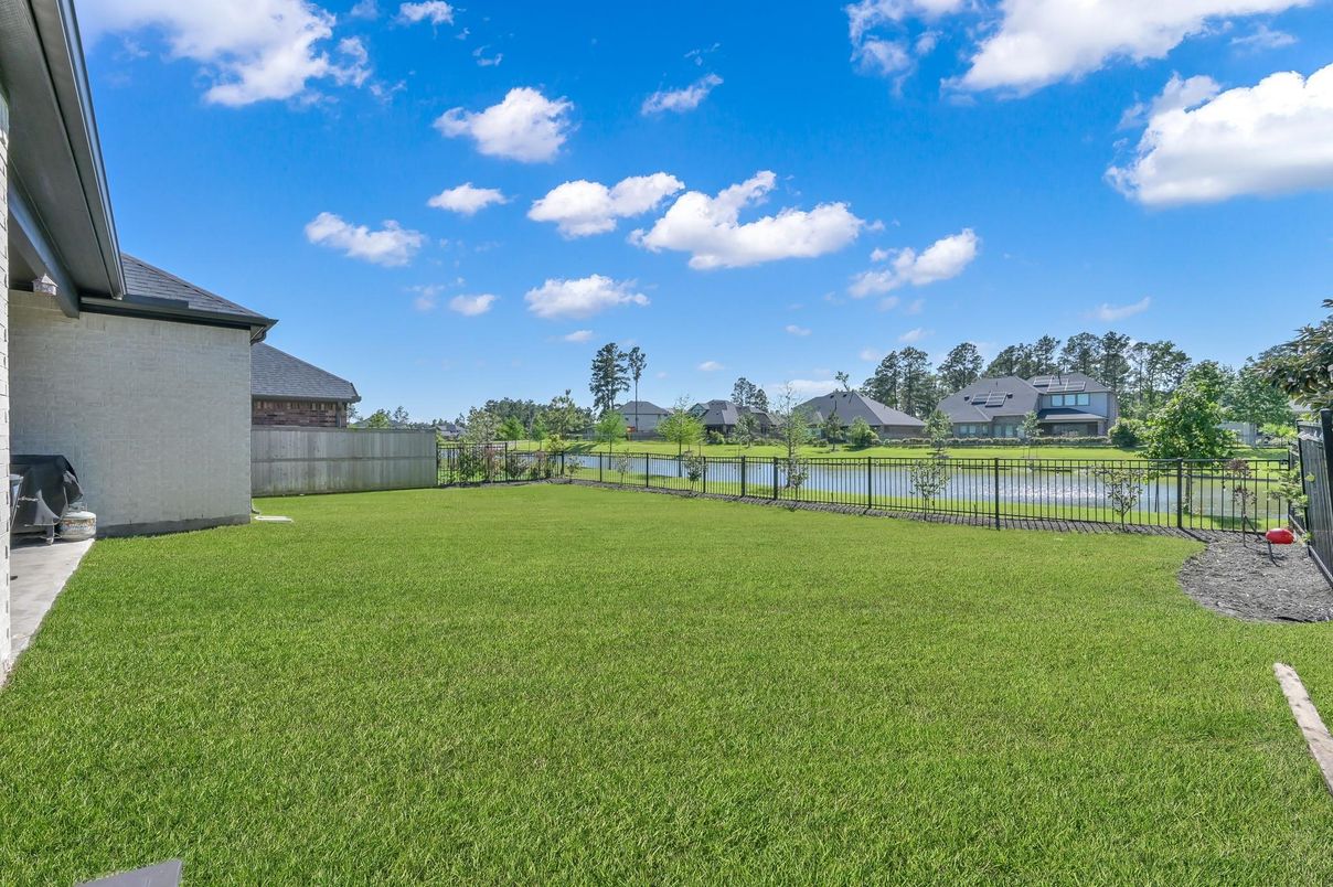 Backyard, Exterior, Water