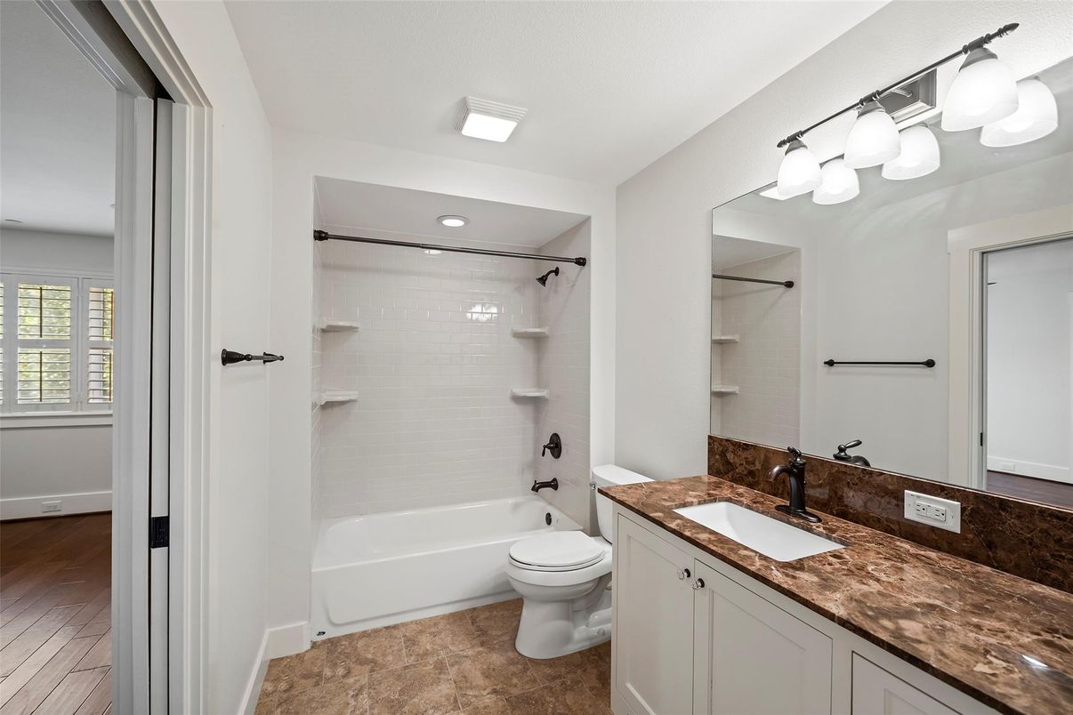 Bathroom, Dual Sink Vanities, Interior, Wood Texture Flooring