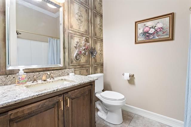 Bathroom, Interior
