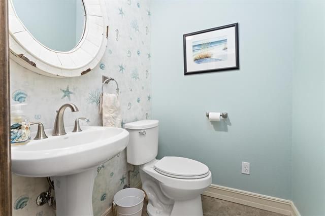 Bathroom, Interior