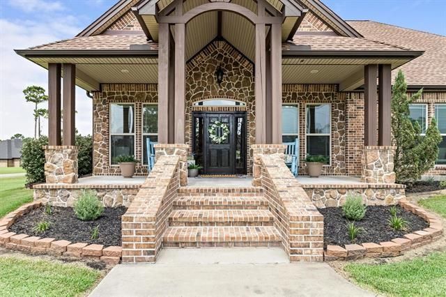 Exterior, Facade, Brick Facade, None