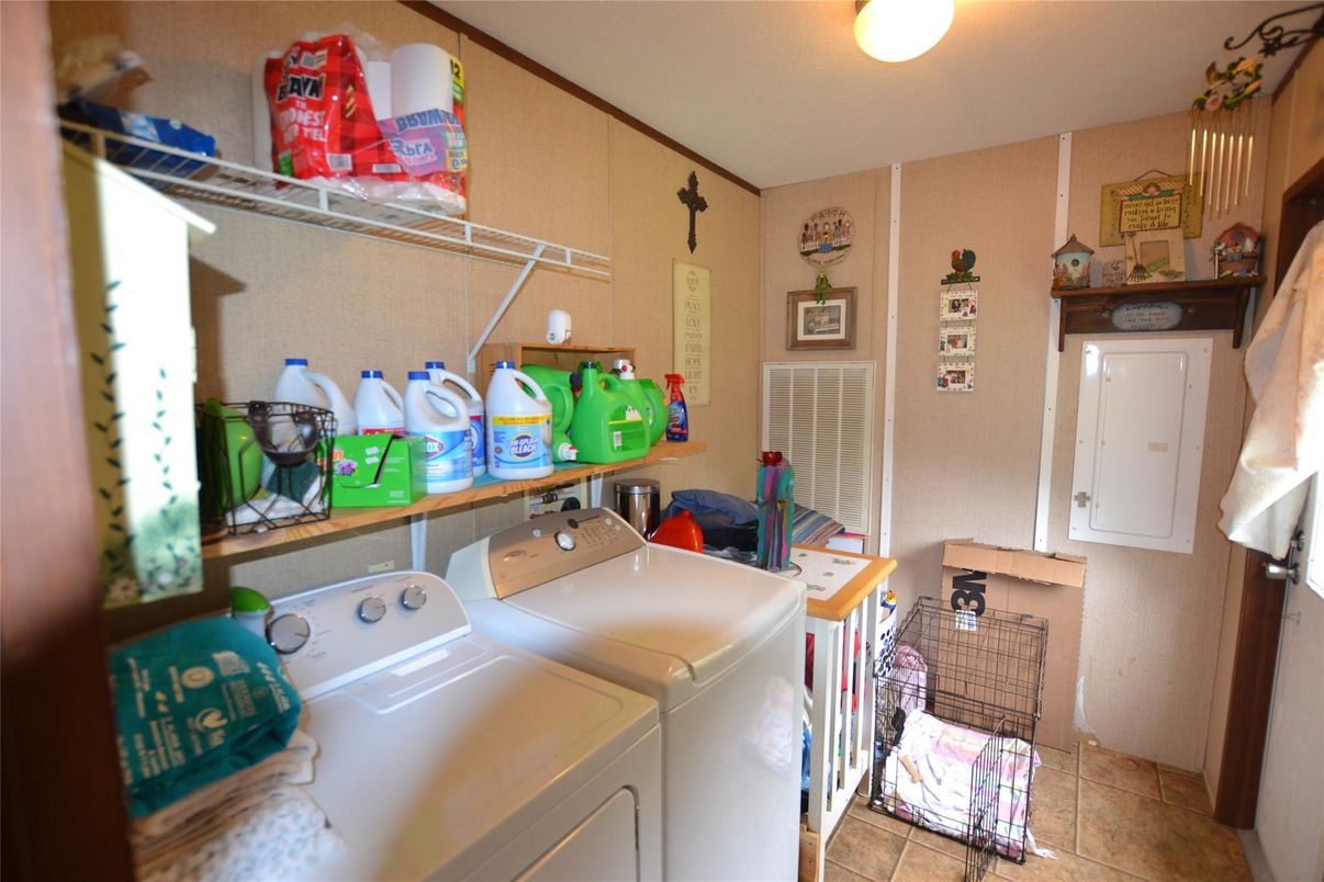 Interior, Washer
