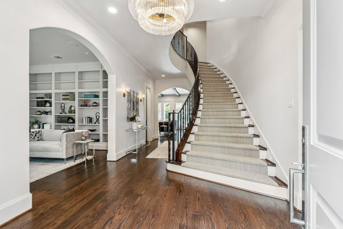 Chandelier, Interior, Recessed Lighting, Wood Texture Flooring