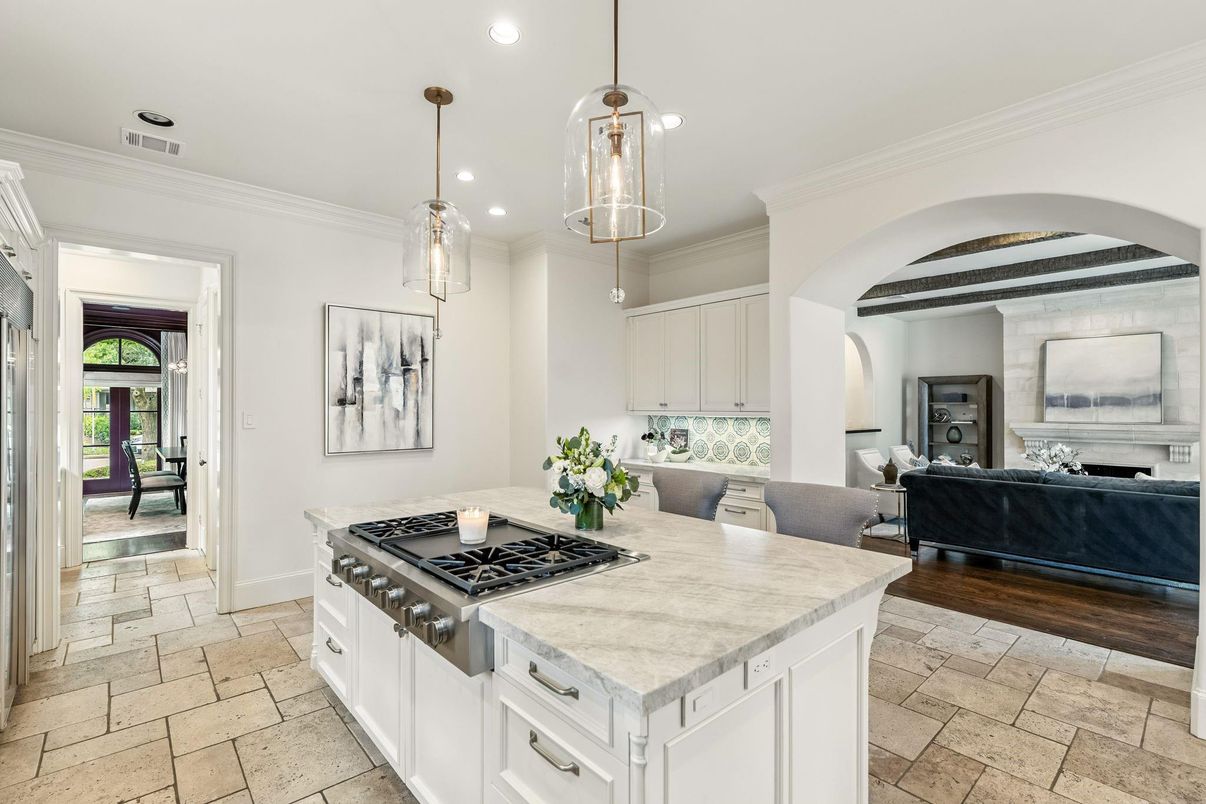 Fireplace, Interior, Kitchen, Living room, Pendant Lights, Recessed Lighting