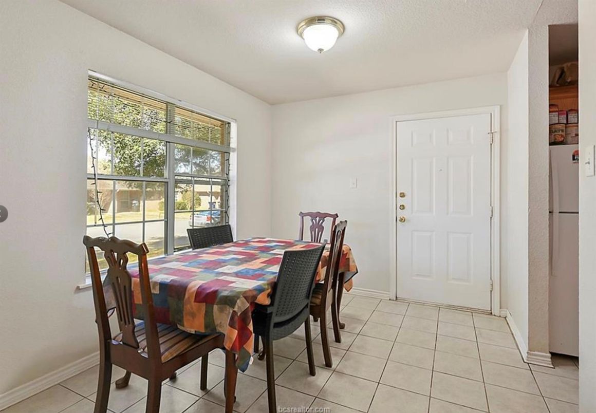 Dining room, Interior
