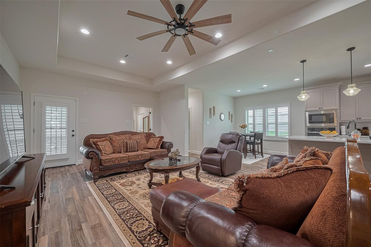 Interior, Kitchen, Living room, Pendant Lights, Recessed Lighting, Stainless Steel Appliances, Wood Texture Flooring