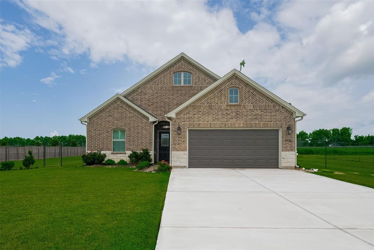 Attached, Exterior, Facade, Brick Facade, Brick Traditional