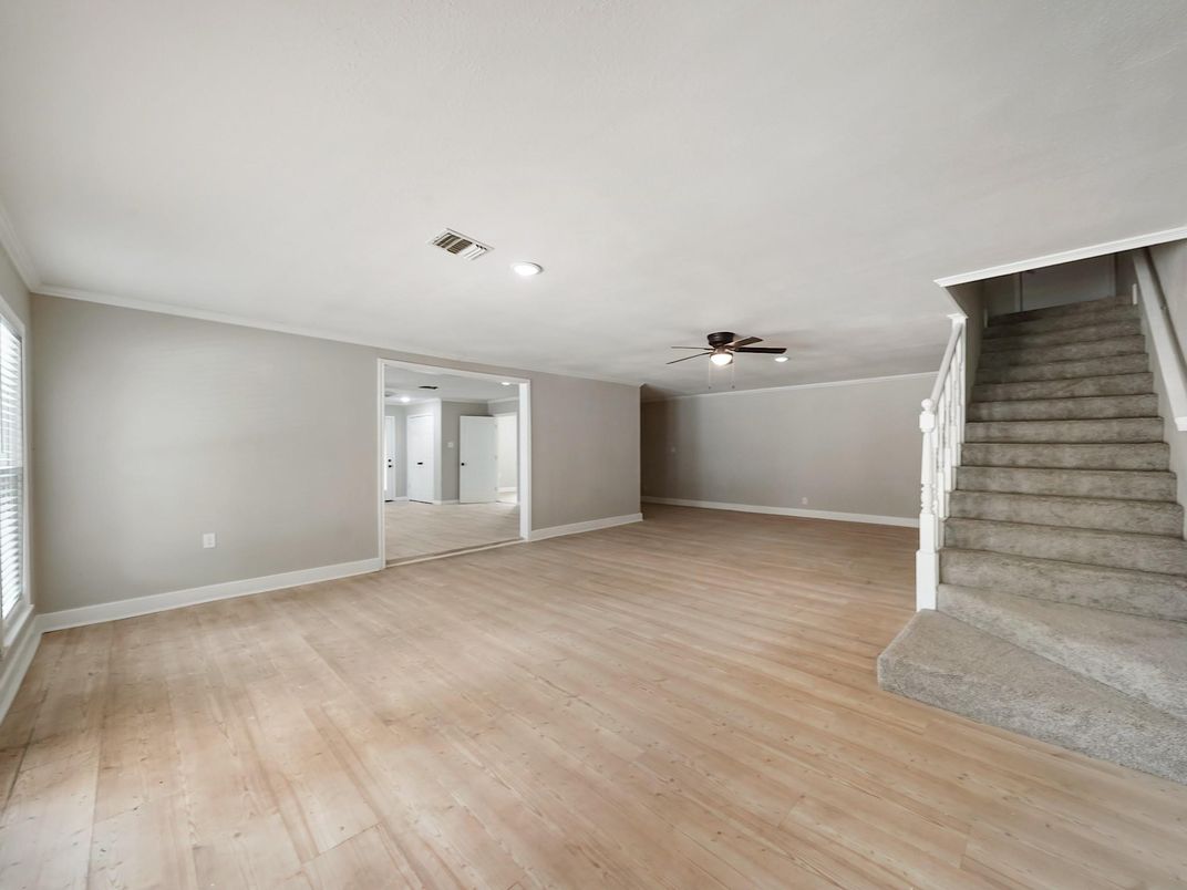 Empty room, Interior, Recessed Lighting, Wood Texture Flooring