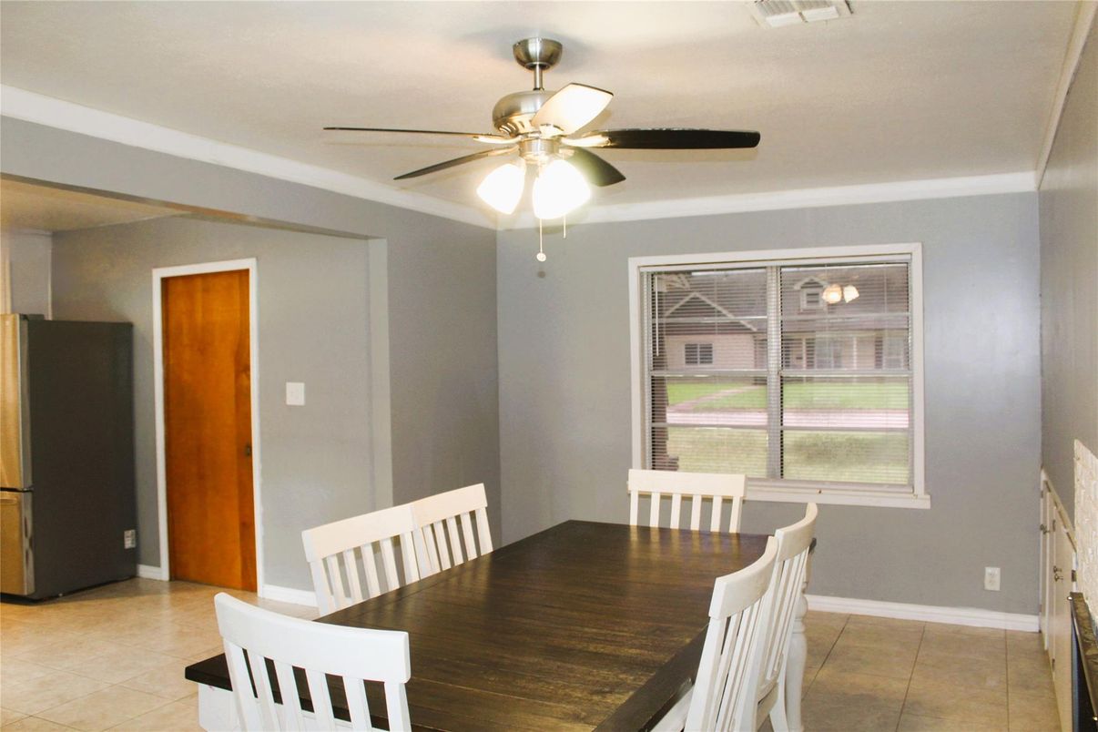 Dining room, Interior