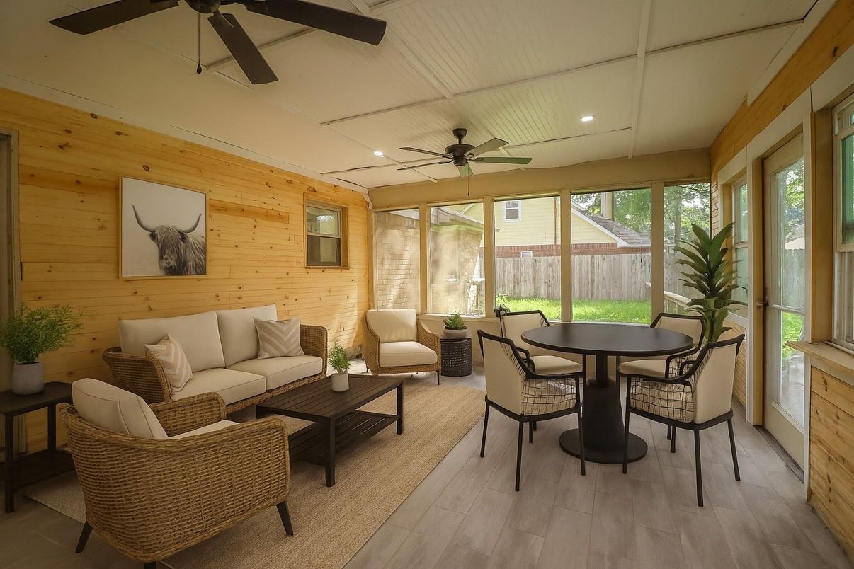 Dining room, Interior, Living room, Recessed Lighting, Wood Texture Flooring, Wooden Walls