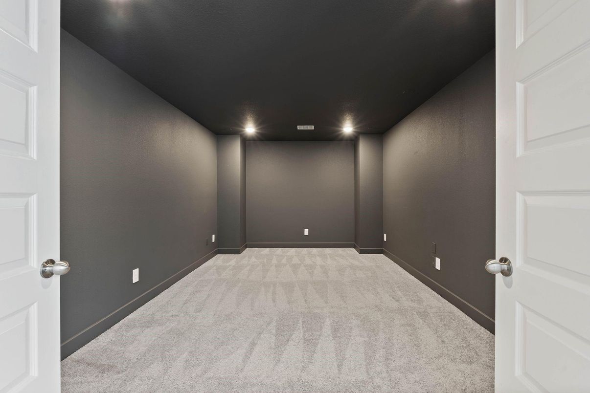 Empty room, Interior, Recessed Lighting