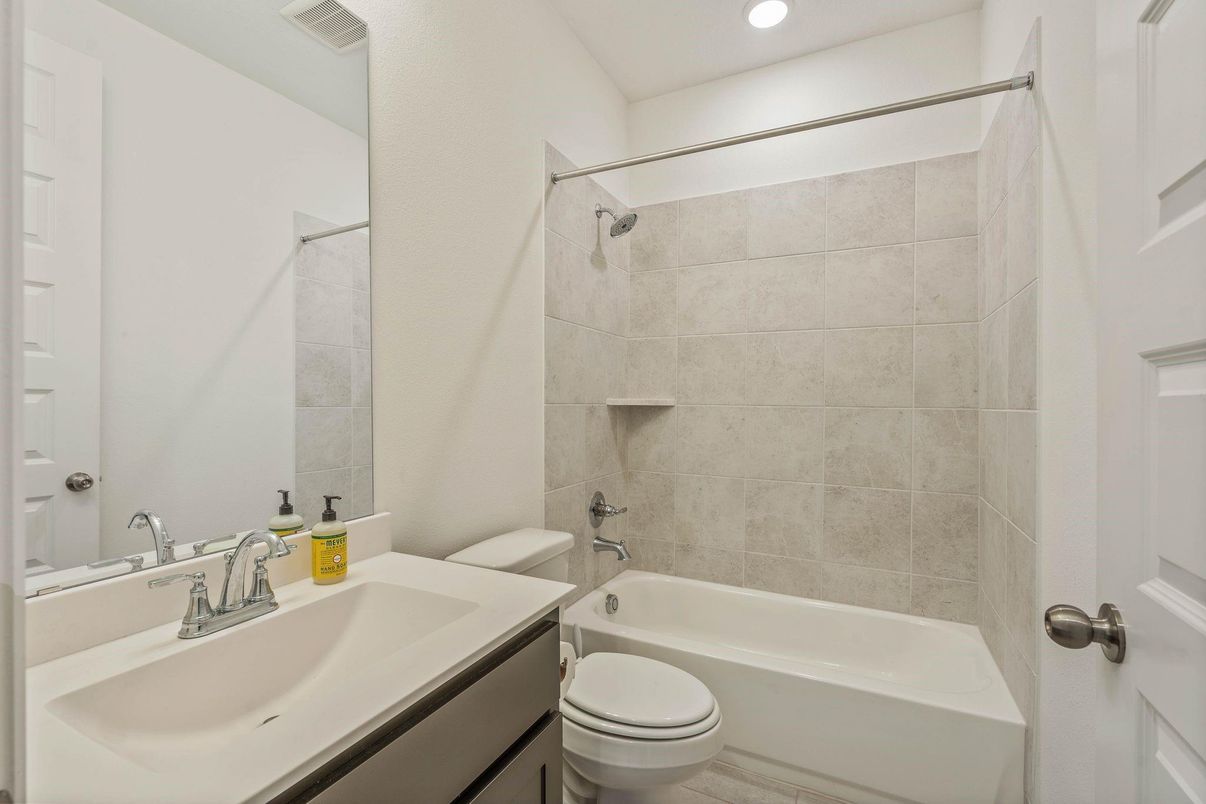 Bathroom, Interior, Recessed Lighting
