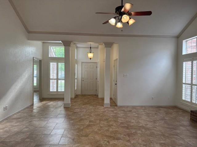 Empty room, Interior, Pendant Lights