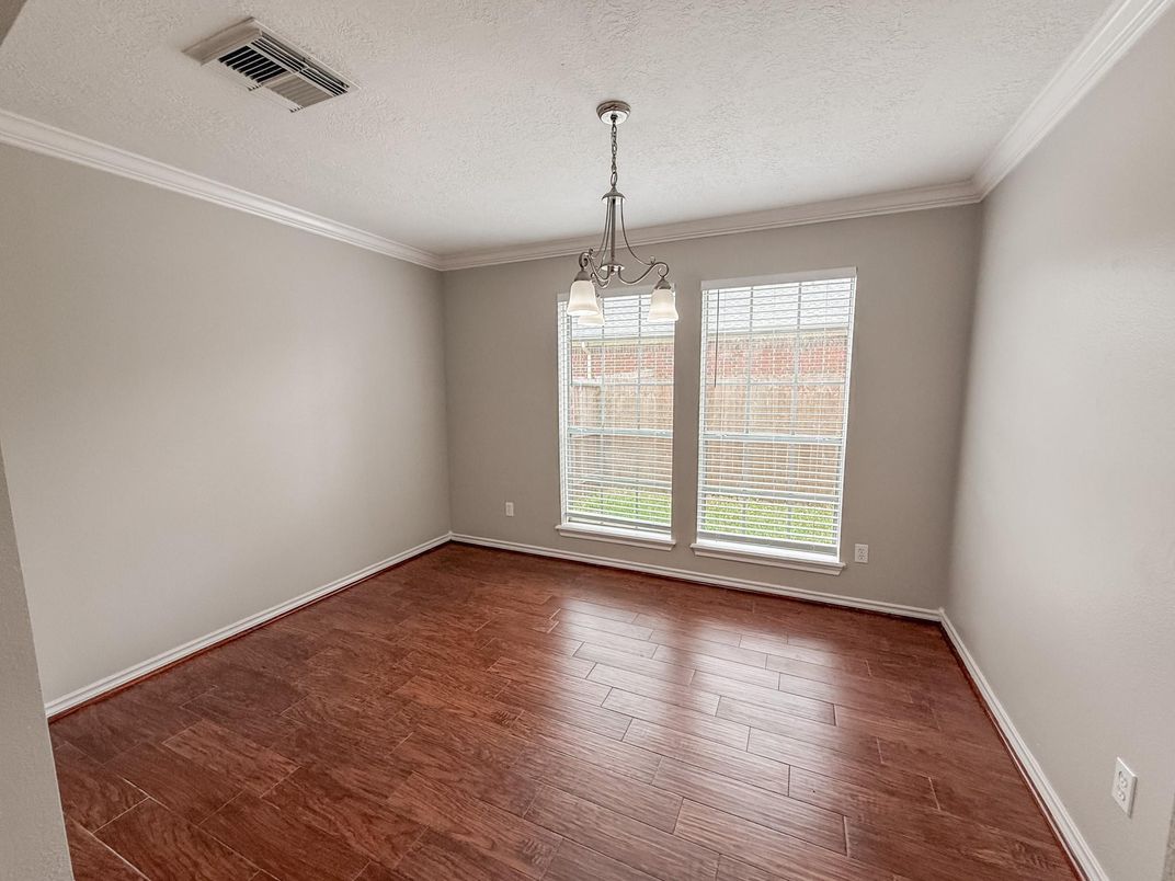 Chandelier, Empty room, Interior, Pendant Lights, Wood Texture Flooring