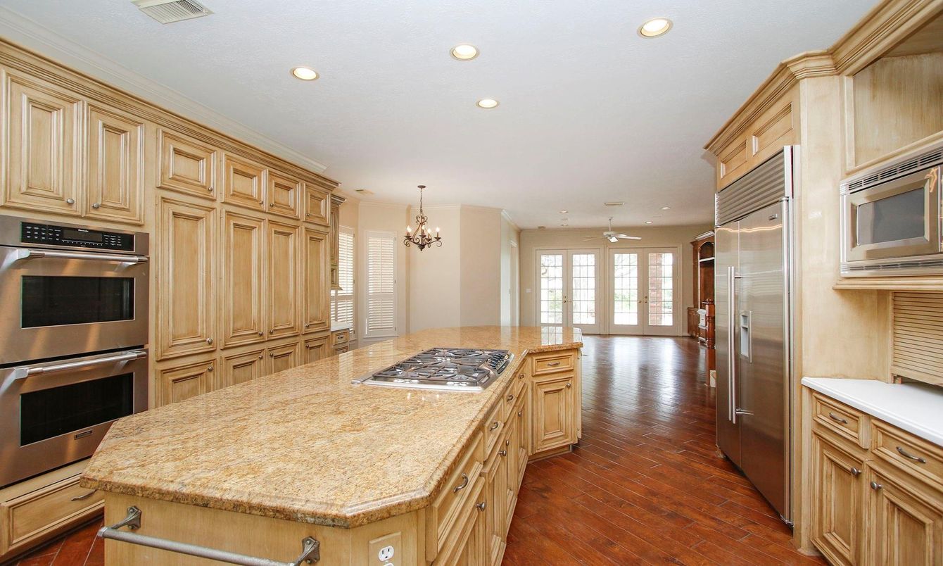 Chandelier, Interior, Kitchen, Recessed Lighting, Stainless Steel Appliances, Wood Texture Flooring