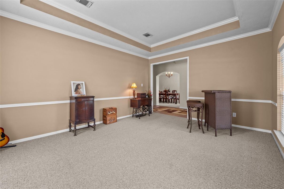 Dining room, Interior
