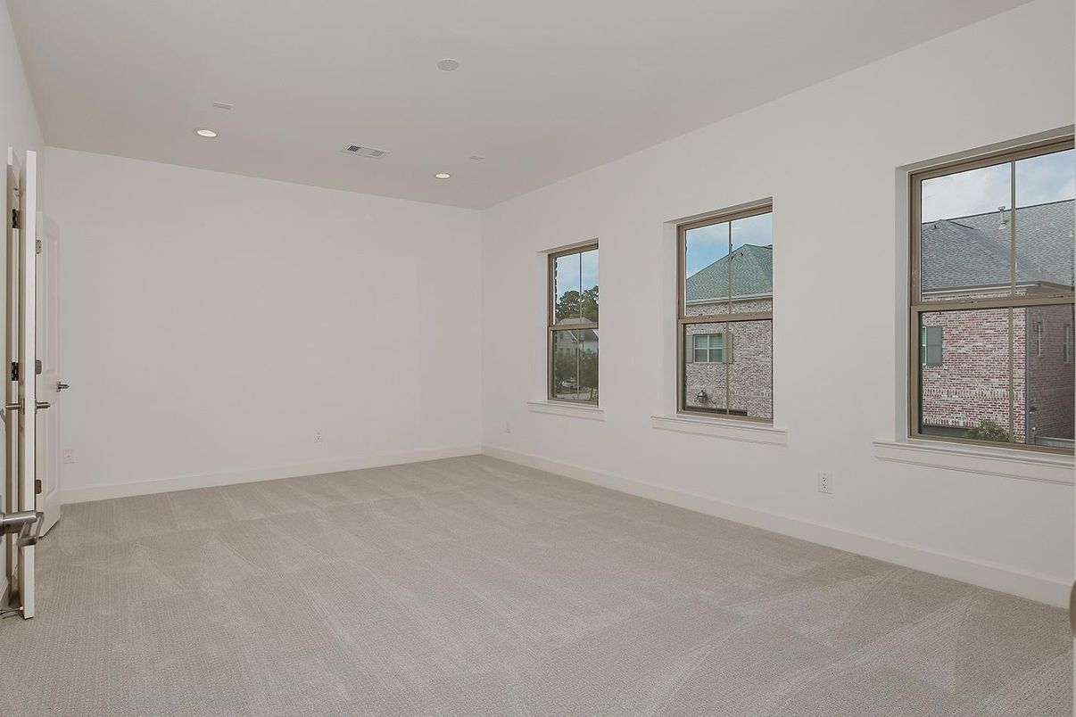 Empty room, Interior, Recessed Lighting