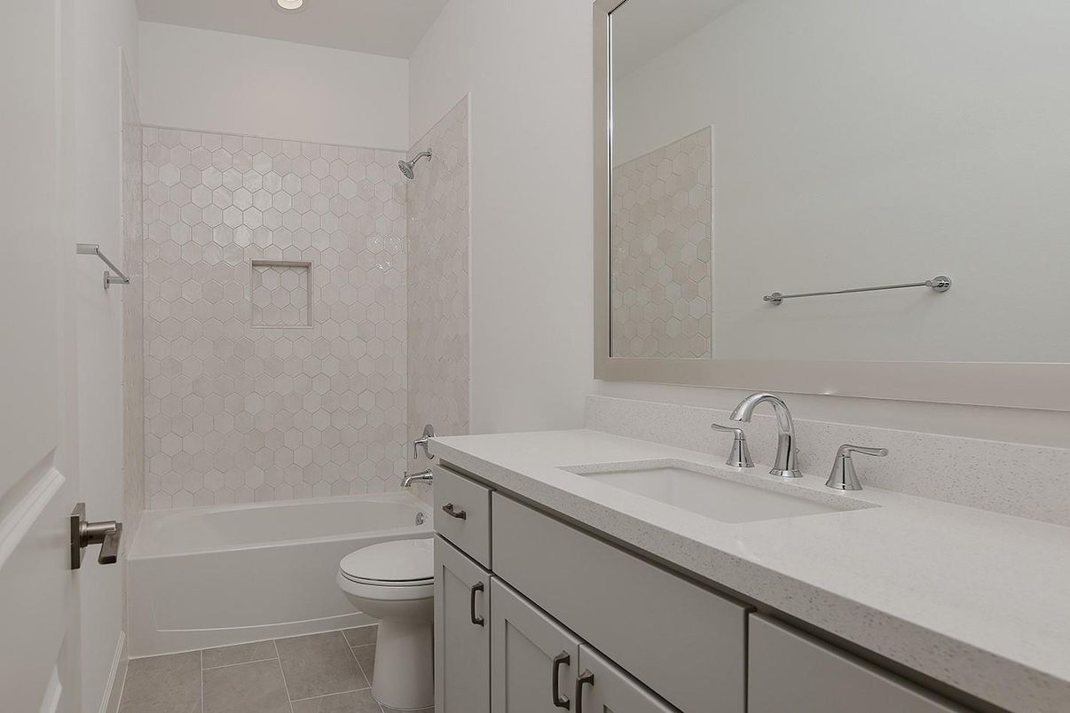 Bathroom, Interior, Recessed Lighting