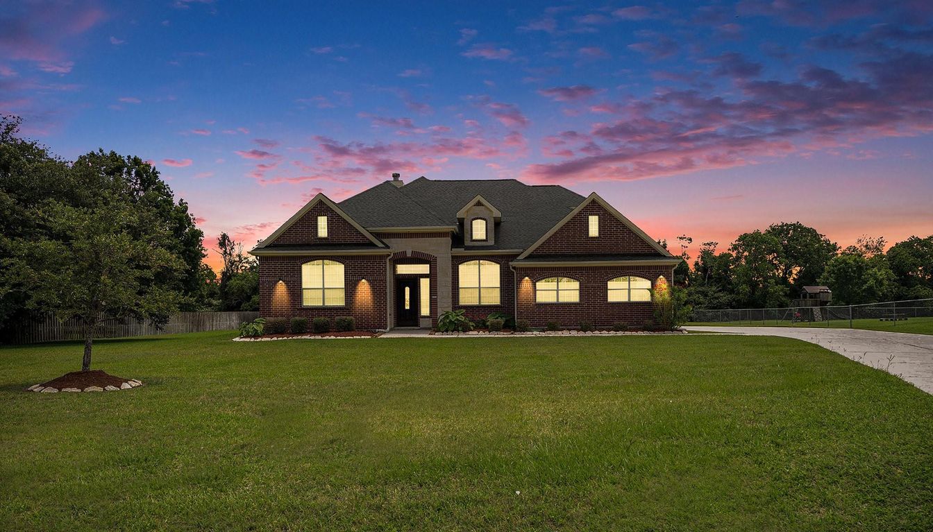 Attached, Backyard, Exterior, Facade, Brick Facade, Brick Traditional