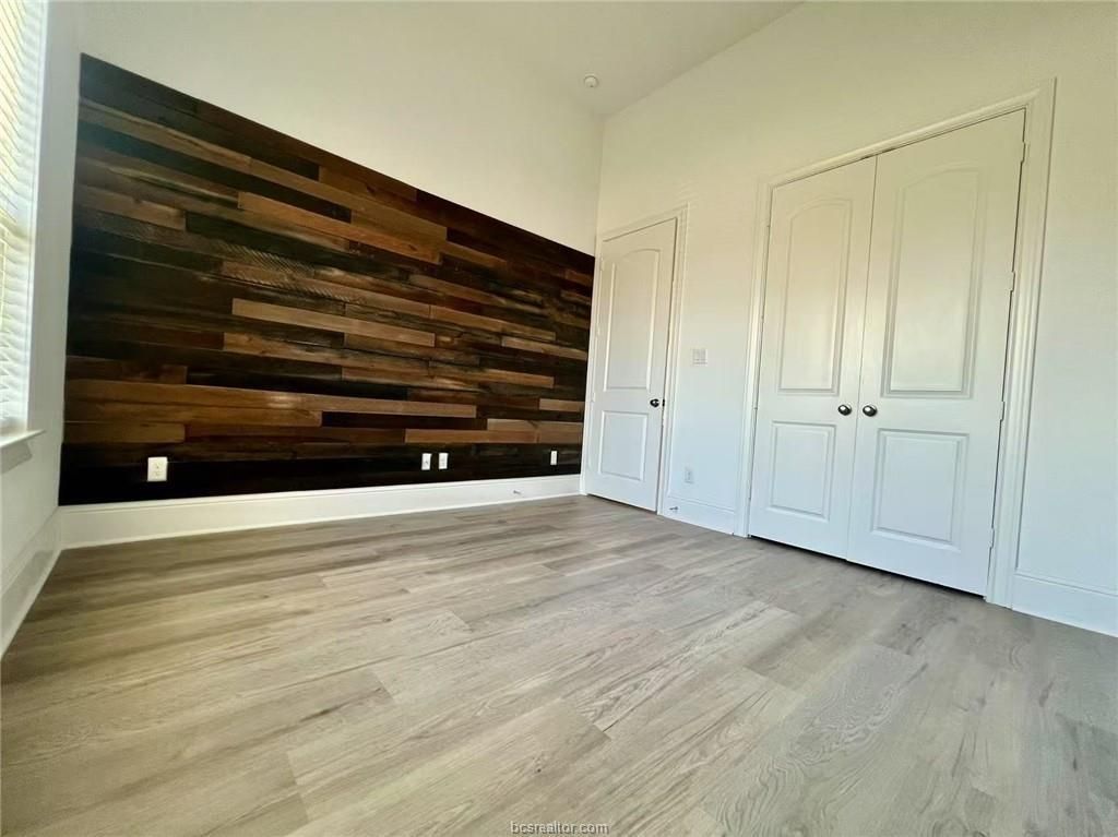 Empty room, Interior, Wood Texture Flooring, Wooden Walls